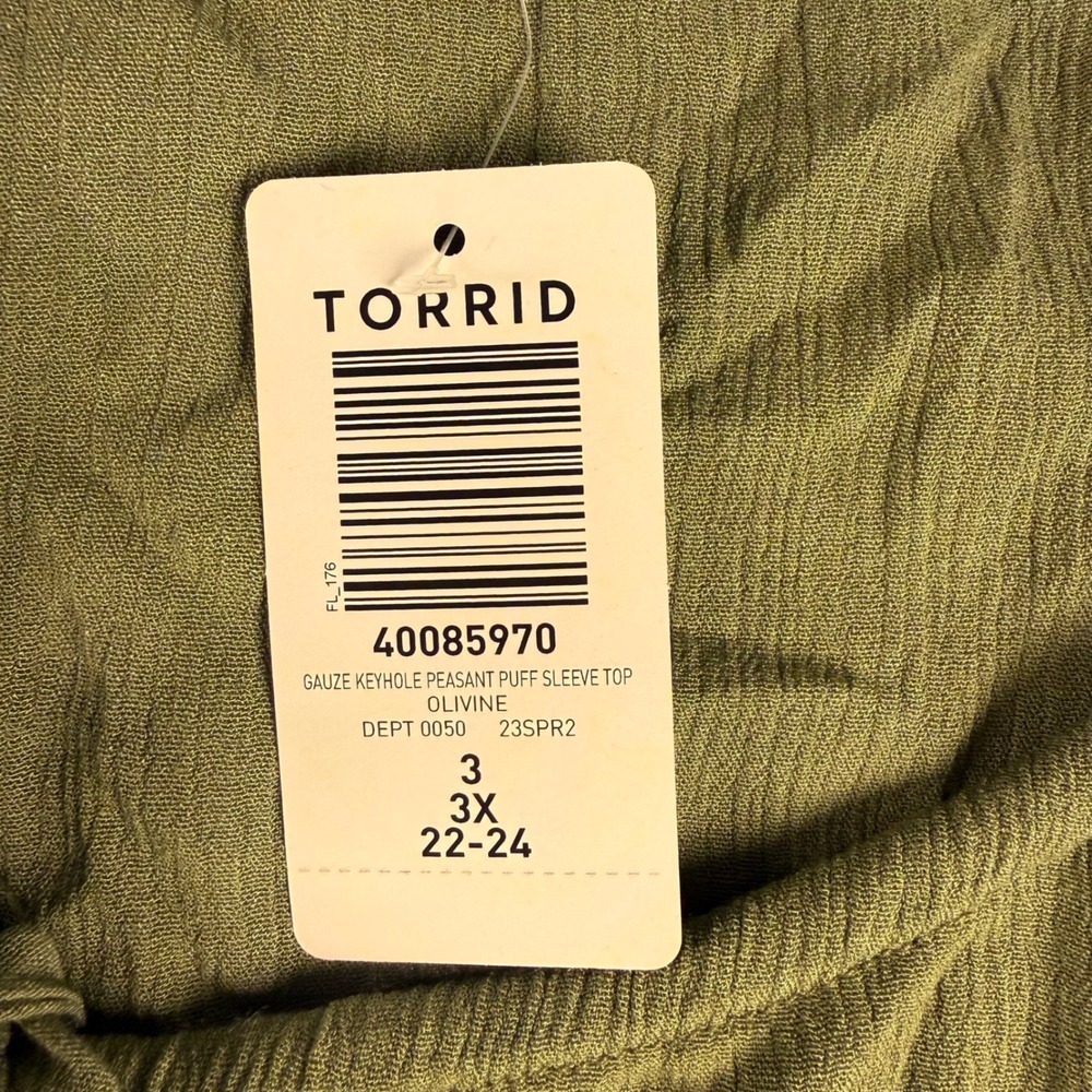 Torrid Olive Green Crinkle Gauze Peasant Puff Sleeve Smocked Fairygoth Top 3X - Picture 4 of 8